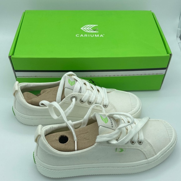NWB CARIUMA WHITE SNEAKERS SHOES 5.5 - Picture 2 of 11